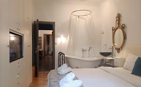 Elegant Apartment